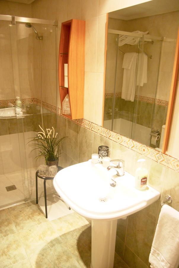 Apartamentos Turisticos Arch Леон Экстерьер фото